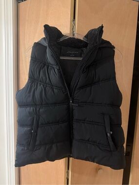 Aéropostale Black Quilted Puffer Vest With Hood